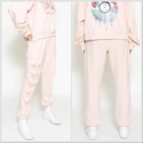 BOYS LIE BUBBLEGUM Pink Cream REVOLVE BROKEN RECORD V2 Jogger SWEATPANTS Sz S - Picture 1 of 16